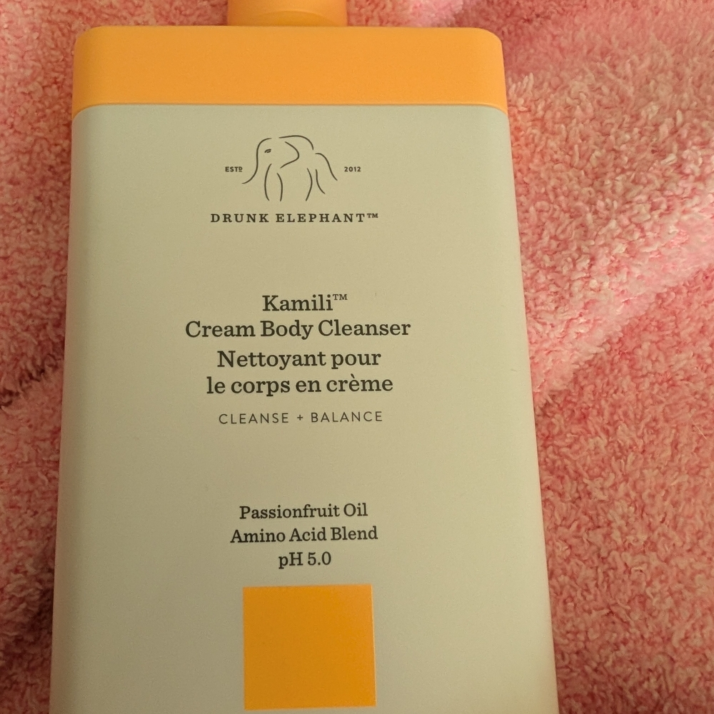 Drunk Elephant Kamili Cream Body Cleanser - Cream and Orange